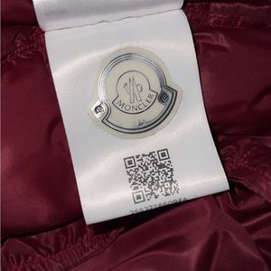 moncler vest really comfortable nice